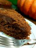 Bolo de chocolate light com cobertura