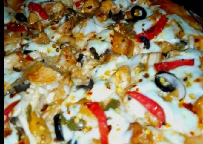 Sweet and sour chicken pizza