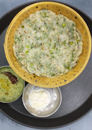 A picture of Akki Roti -Rice Flour Bread.
