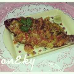 รูปของ Ikan Goreng Mujair Sambal Dabu-dabu Rica