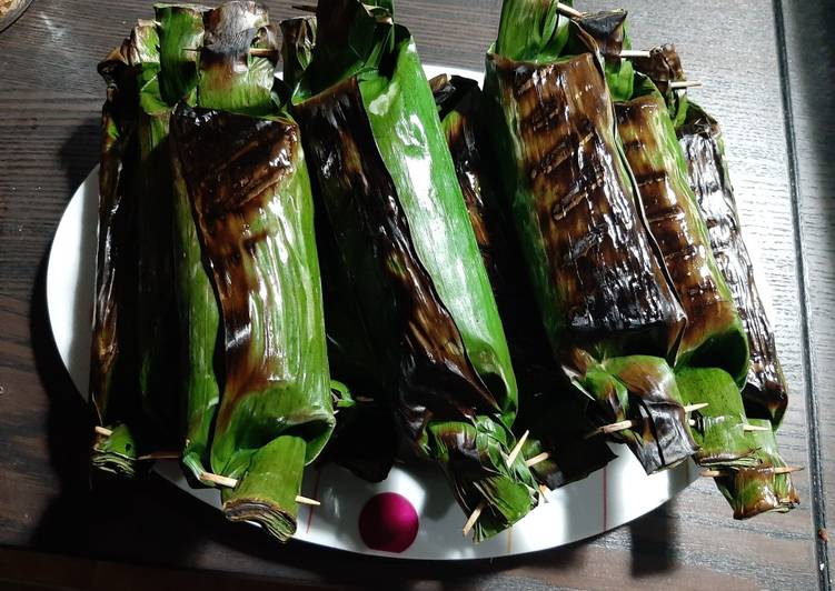 Nasi Bakar Teri Daun Ketumbar