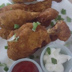 A picture of Fry crispy chicken.
