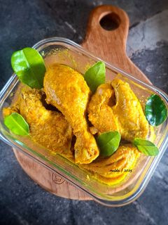 Foto resep Ayam Ungkep Bumbu Kuning (Stok frozen)