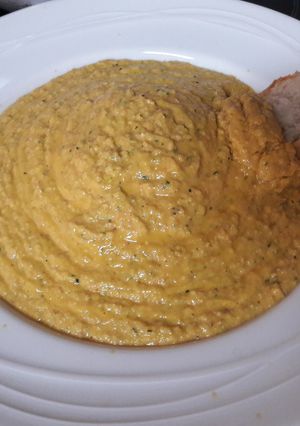 Una foto de Crema espesa de verduras vegana