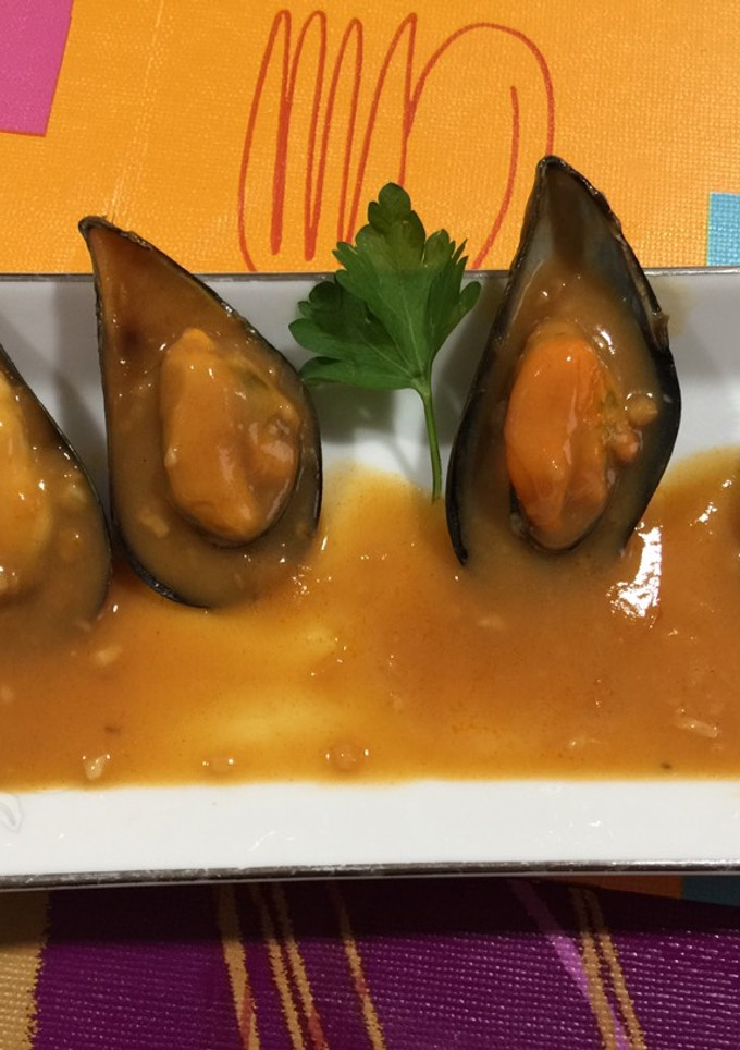 Una foto de Mejillones en salsa