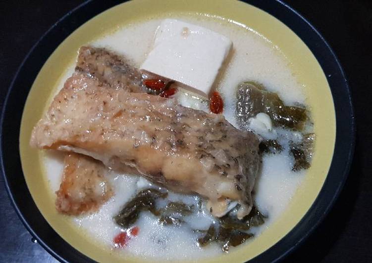 Resep Sup Gurame Sayur Asin yang Bikin Ngiler