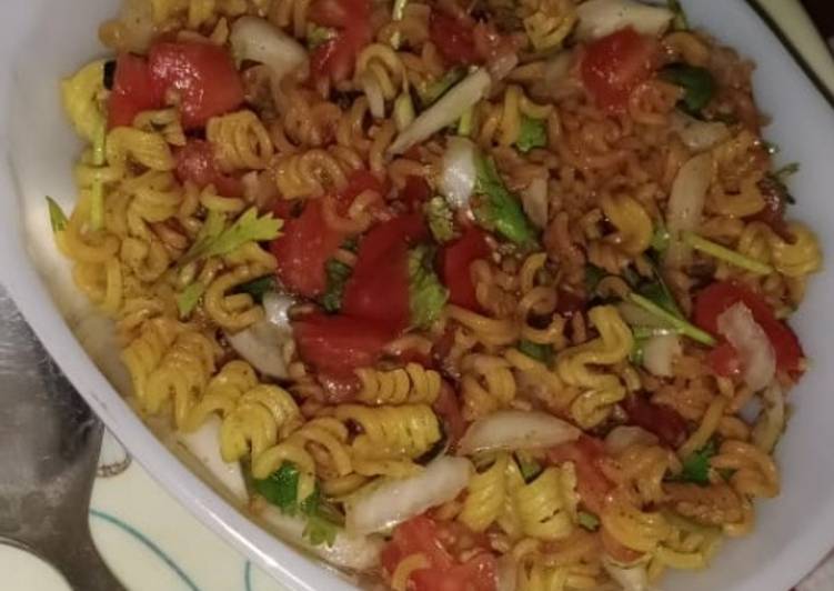 Recipe of Yummy Masala Maggi Bhel
