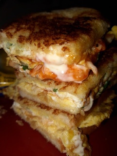 Foto resep Roti John (simpel pake roti tawar)