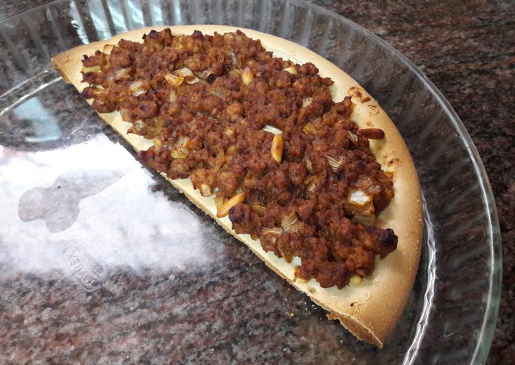 🇱🇧
 "Pizza de ternera libanesa" sin gluten y vegana
 🍕