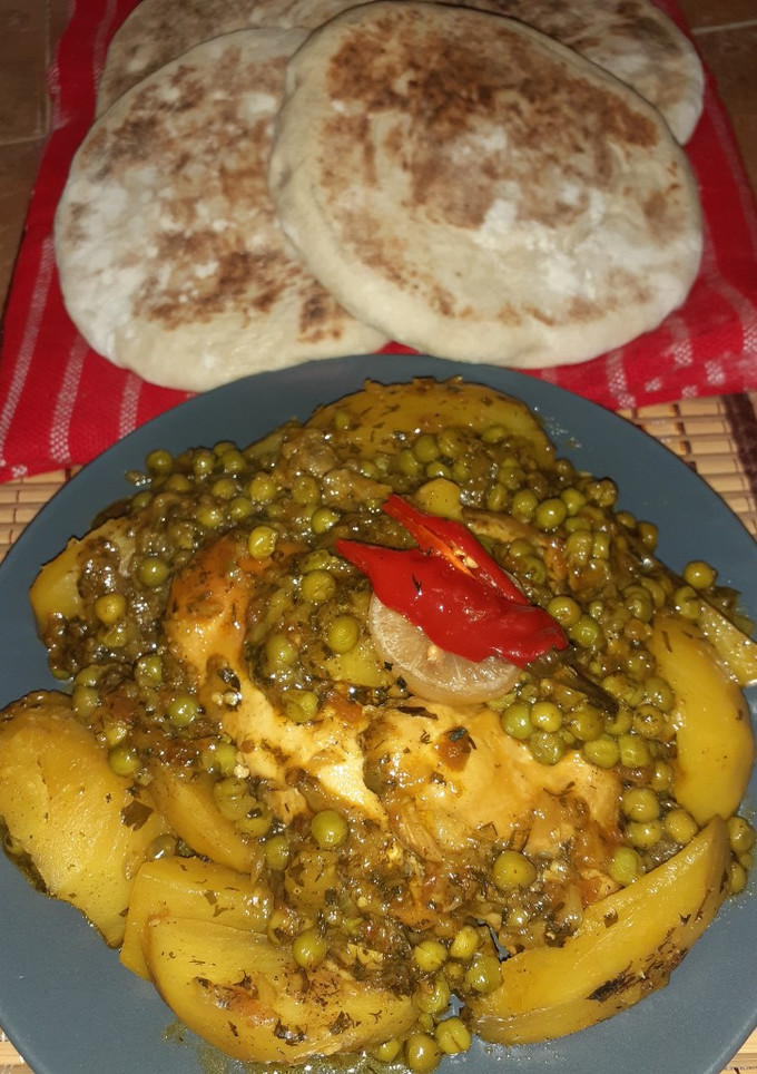 Una foto de Pollo 🍗 con verduras 🍅🥔🌶