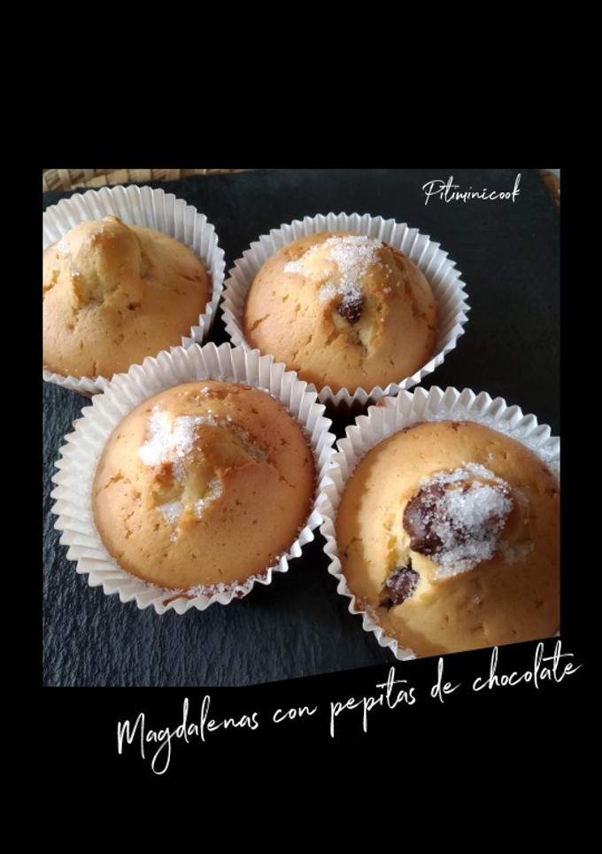 Una foto de Magdalenas con pepitas de chocolate