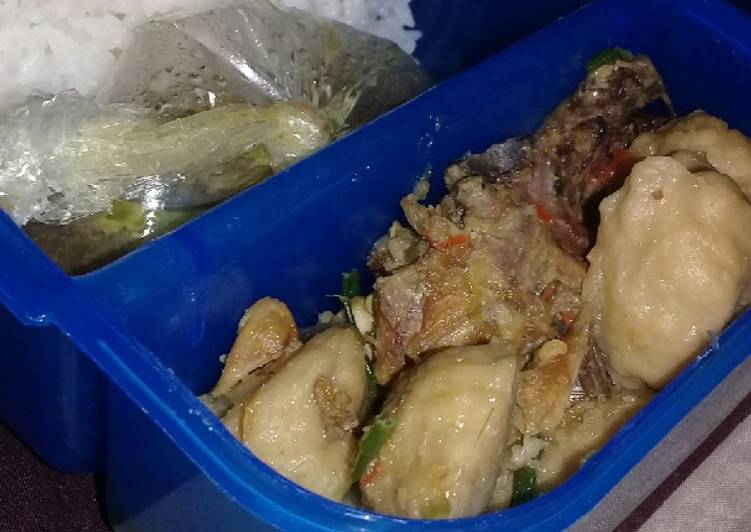 Semur ayam+bakso pedas