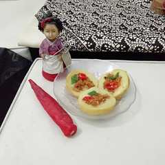 A picture of Kue Lumpur Asin.