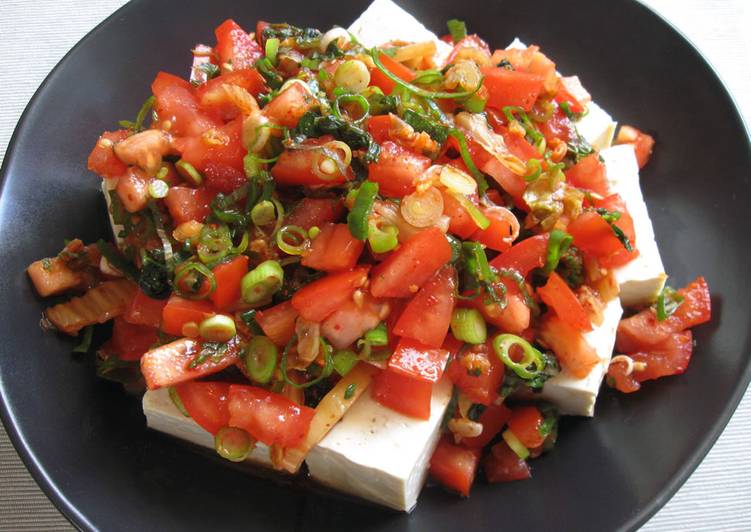 Steps to Prepare Any-night-of-the-week Spicy Tofu, Tomato &amp; Kimchi Salad