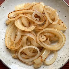 A picture of Pan-Steam-Fried Onion.
