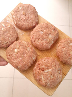 Foto resep Homemade Beef Patty/Daging Burger Sehat