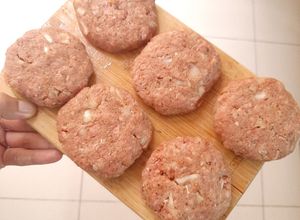 Foto resep Homemade Beef Patty/Daging Burger Sehat