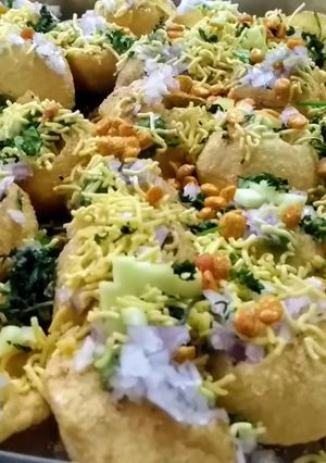 दही पूरी (Dahi puri recipe in hindi) रेसिपी मुख्य फोटो
