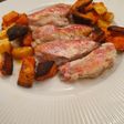 Salmonetes al horno con mini papas y boniatos