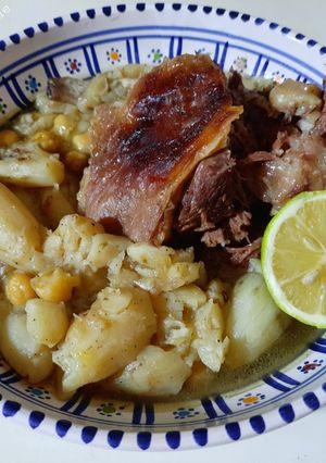 Une photo de Tajine d'agneau aux topinambours sauce blanche 🍋