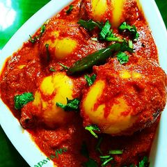 A picture of Egg korma.