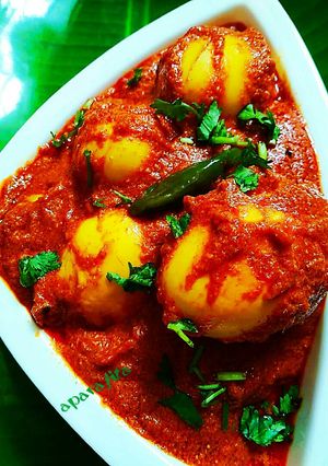 A picture of Egg korma.