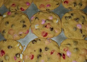 Easiest Way to Recipe Perfect Valentines Day chocolate chip and mm cookies