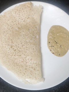 பச்சரிசி  திடீர் தோசை / நீர் தோசை (Raw rice instant dosa recipe in tamil) செய்முறை முக்கிய புகைப்படம்