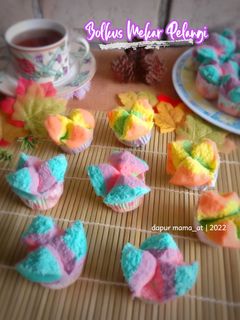Foto resep Bolu Kukus Mekar Pelangi