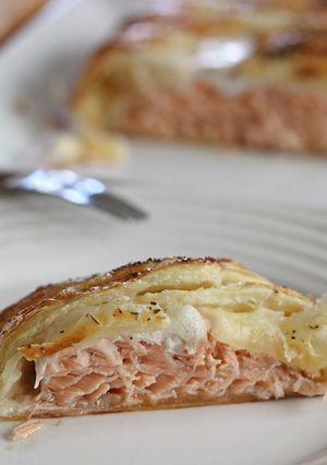 Una foto de Trenza de mozzarella y salmón