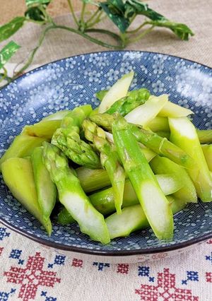 清炒蘆筍 的食譜成品照片