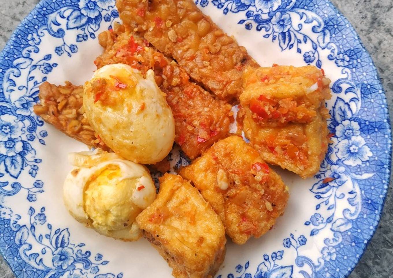Balado tahu tempe telur