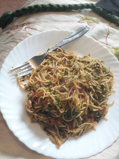 A picture of Fried spaghetti.