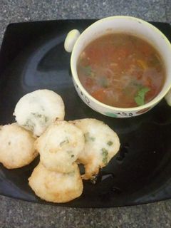 मेदू वडा (Medu vada recipe in Hindi) रेसिपी मुख्य फोटो