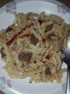 A picture of Simple beef macroni.