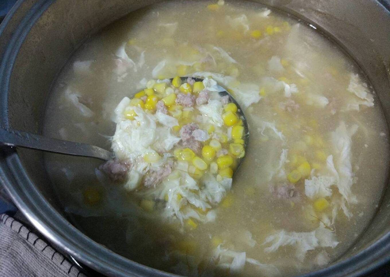 Sup Jagung Telur Daging