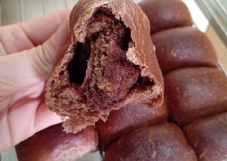 68. Sourdough Chocolate Buns