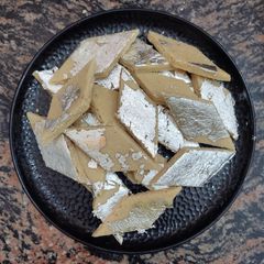 A picture of Kaju Katli 📌.