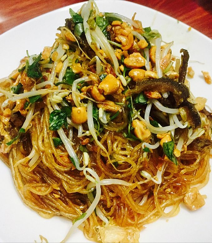 Hình của món Miến lươn trộn.
