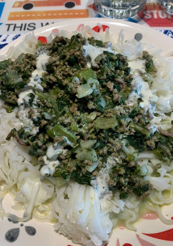 Una foto de Guiso de acelgas con carne molida