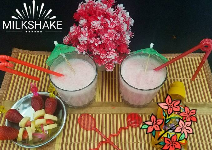 STRAWBERRY n banana milkshake