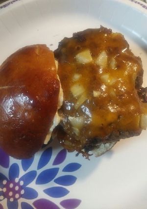 A picture of Steakburgers.