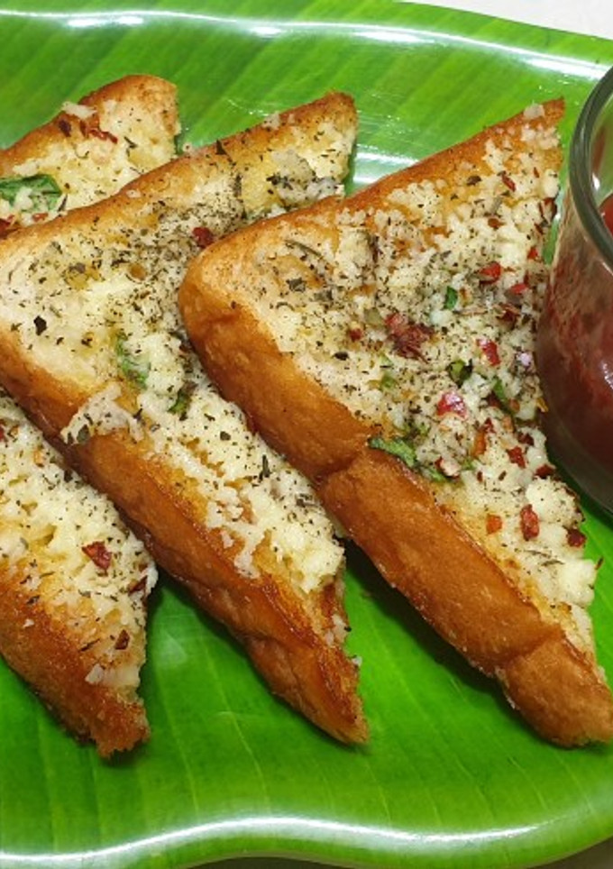 கர்லிக் பிரட் டோஸ்ட் செய்முறை முக்கிய புகைப்படம்