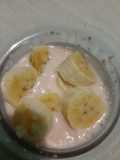 Oatmeal yogurt pisang