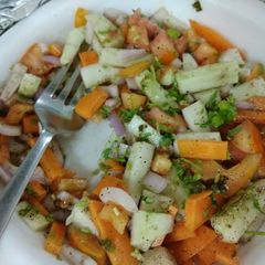 A picture of Salad chaat.