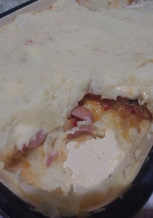 Una foto de Pastel de puré de papas y salchichas!!!