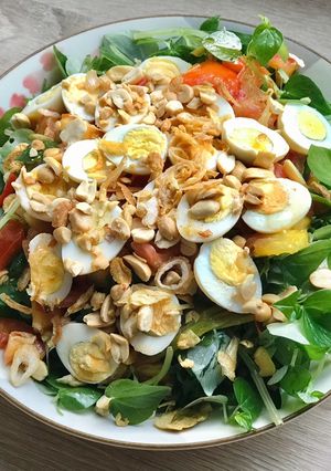 Hình của món Rau càng cua trộn dầu giấm.