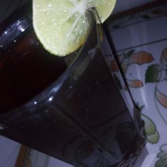 A picture of Clove nd na'a na'a tea.