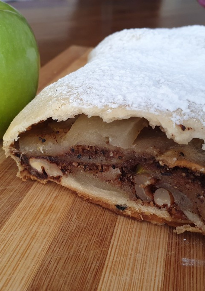 Una foto de Strudel de manzanas 🍏