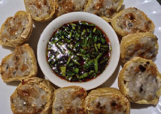 How to Prepare Homemade Stuffed Tofu Puffs